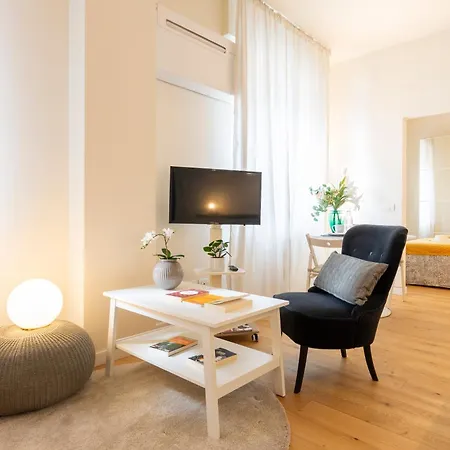 Guesthost - West Appartement *